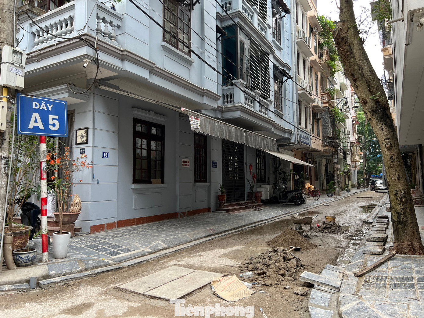 Thông tin từ Ban quản lý dự án đầu tư xây dựng quận Hai Bà Trưng, dự án cải tạo, nâng cấp hạ tầng kỹ thuật khu đô thị Đầm Trấu là dự án nhóm C, được HĐND quận Hai Bà Trưng phê duyệt chủ trương đầu tư tại kỳ họp HĐND khóa XX, kỳ họp thứ 5. Thông tin từ Ban quản lý dự án đầu tư xây dựng quận Hai Bà Trưng, dự án cải tạo, nâng cấp hạ tầng kỹ thuật khu đô thị Đầm Trấu là dự án nhóm C, được HĐND quận Hai Bà Trưng phê duyệt chủ trương đầu tư tại kỳ họp HĐND khóa XX, kỳ họp thứ 5.