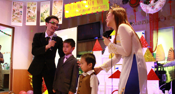 Nhiều bé chỉ nói được vài từ tiếng Việt