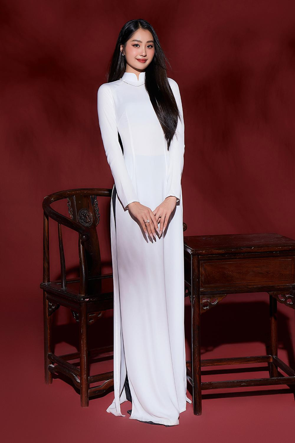 Bà Dung nhận định các thí sinh đã nỗ lực để theo được giáo trình của ban huấn luyện chuyên môn. “Những ngày qua, ban huấn luyện và các cố vấn chuyên môn đã làm việc tốt và chính các thí sinh cũng nghiêm túc trong việc tập luyện”, bà nói.