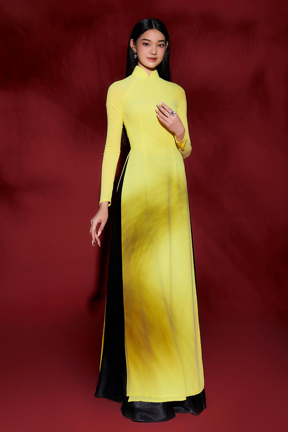 Trong những ngày của vòng Chung kết Hoa hậu Việt Nam, các thí sinh trưởng thành hơn nhiều sau khi trải qua nhiều buổi training về catwalk, cách đi đứng, thở, cười, tạo dáng… sao cho chuẩn phong cách beauty queen.