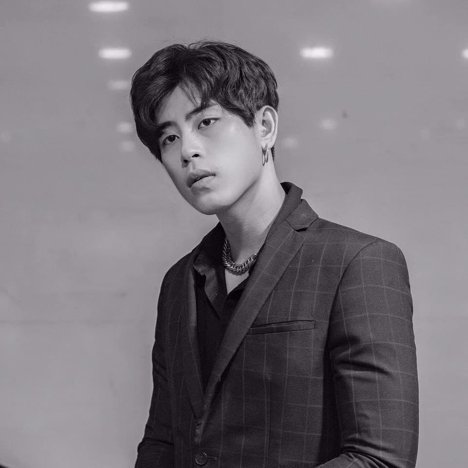 Trùng Dương đã thuyết phục thành công cha mẹ đồng ý cho theo đuổi nghệ thuật.