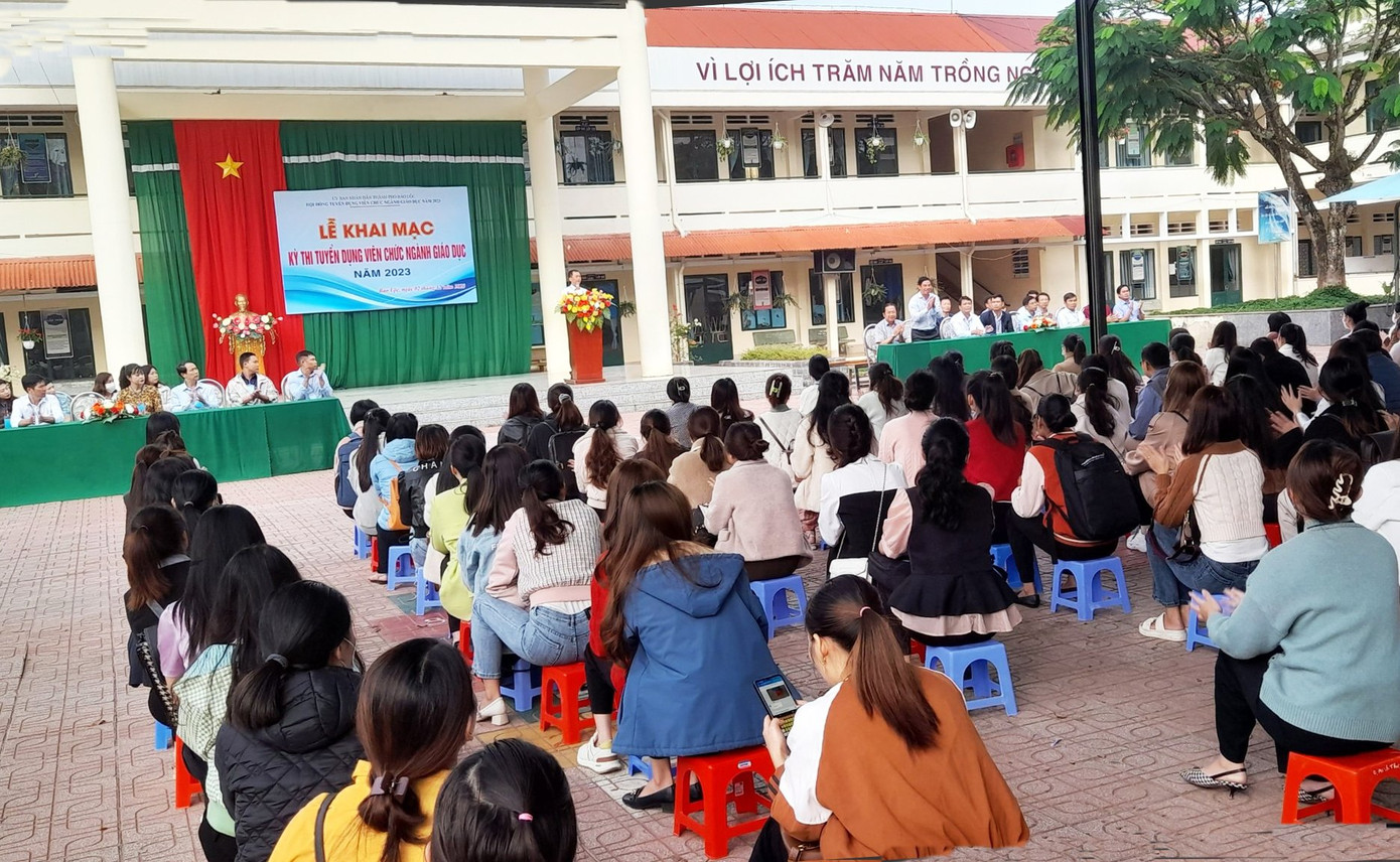 Chú thích ảnh là 'Kỳ thi tuyển dụng viên chức ngành giáo dục năm 2023 tại TP Bảo Lộc Chú thích ảnh là 'Kỳ thi tuyển dụng viên chức ngành giáo dục năm 2023 tại TP Bảo Lộc