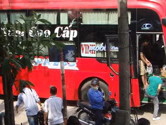 Dư luận đề nghị Công an TP. Hà Nội mạnh tay trấn át nạn xe dù, đảm bảo cho người dân được đi lại an toàn