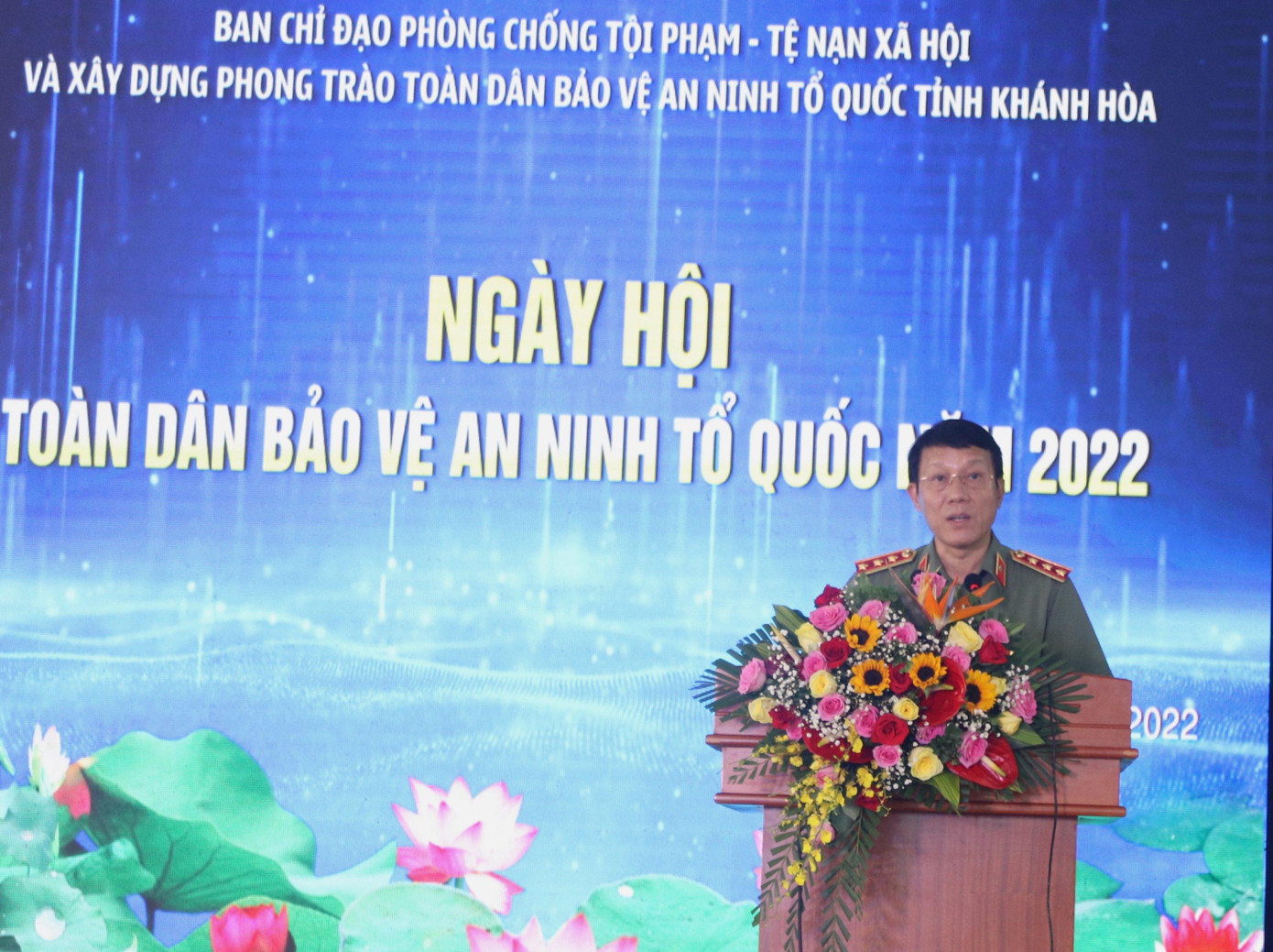 Thượng tướng Lương Tam Quang phát biểu tại Ngày hội toàn dân bảo vệ an ninh Tổ quốc diễn ra tại thị xã Ninh Hoà, tỉnh Khánh Hòa. Ảnh L.H Thượng tướng Lương Tam Quang phát biểu tại Ngày hội toàn dân bảo vệ an ninh Tổ quốc diễn ra tại thị xã Ninh Hoà, tỉnh Khánh Hòa. Ảnh L.H