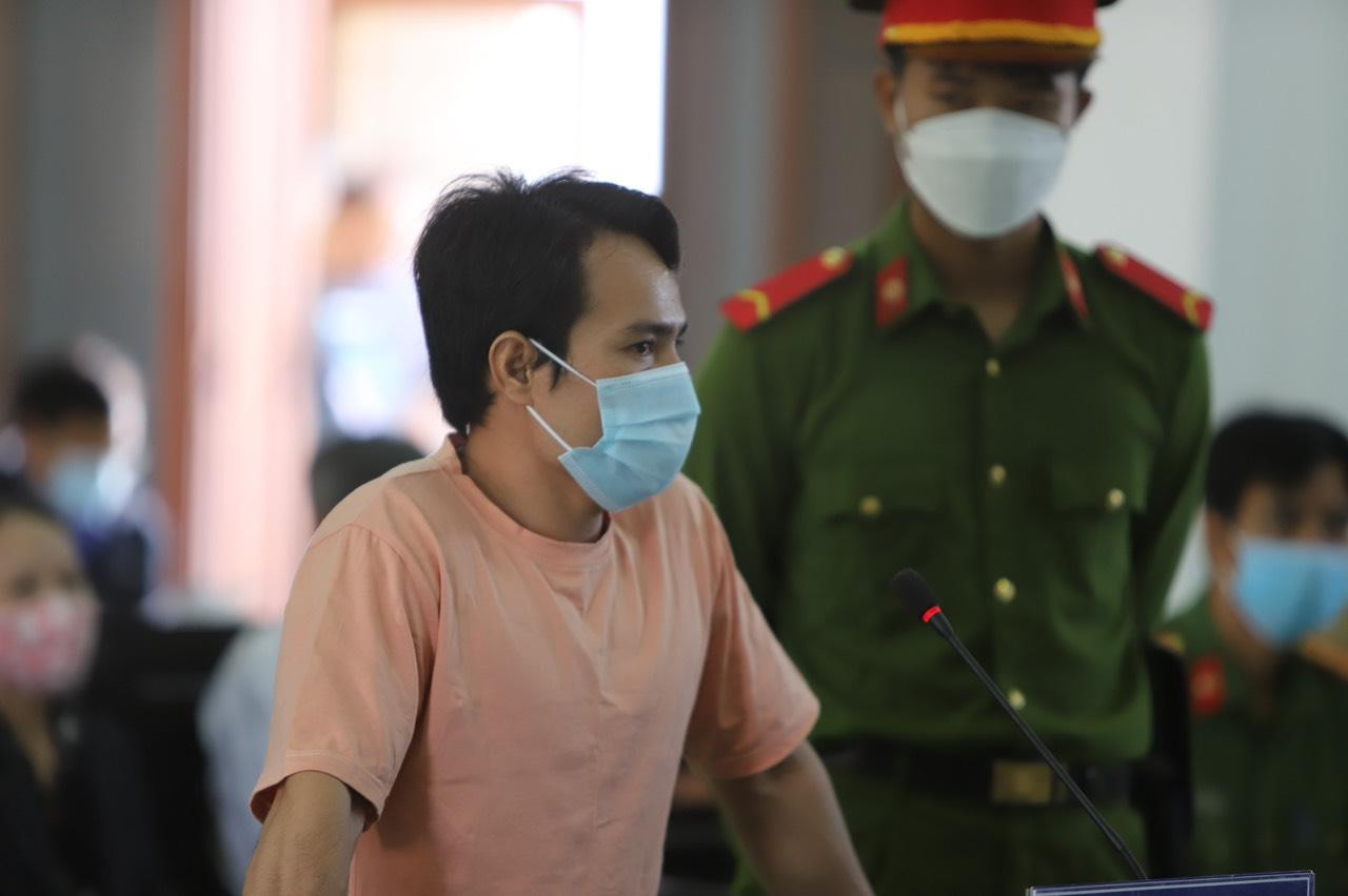 Đối tượng Đoàn Minh Hải tại phiên toà. Ảnh L.H