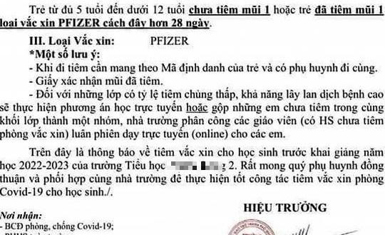 Thông báo của một trường tiểu học tại Nha Trang về việc tiêm vắc xin cho học sinh. Ảnh chụp lại thông báo. Thông báo của một trường tiểu học tại Nha Trang về việc tiêm vắc xin cho học sinh. Ảnh chụp lại thông báo.