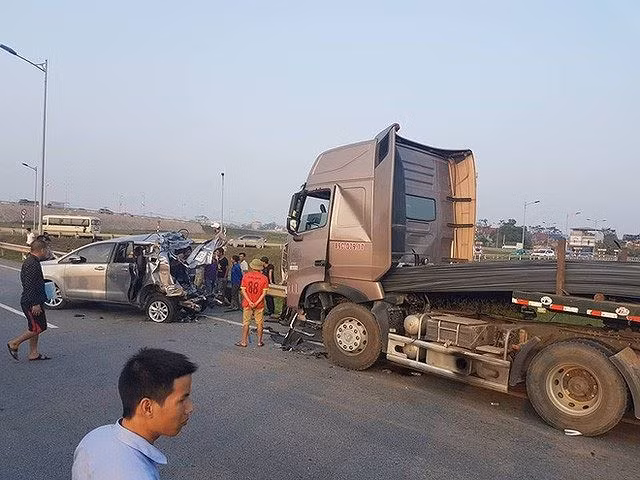 Chánh án tòa Tối cao: Nghiên cứu kỹ vụ xe Innova lùi trên cao tốc ảnh 2