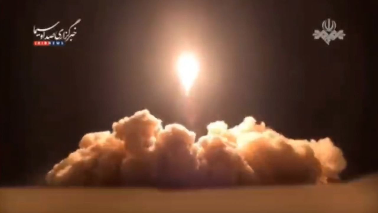 Hình ảnh tên lửa Iran được phóng nhằm vào Qatar. (Ảnh: Press TV) Hình ảnh tên lửa Iran được phóng nhằm vào Qatar. (Ảnh: Press TV)