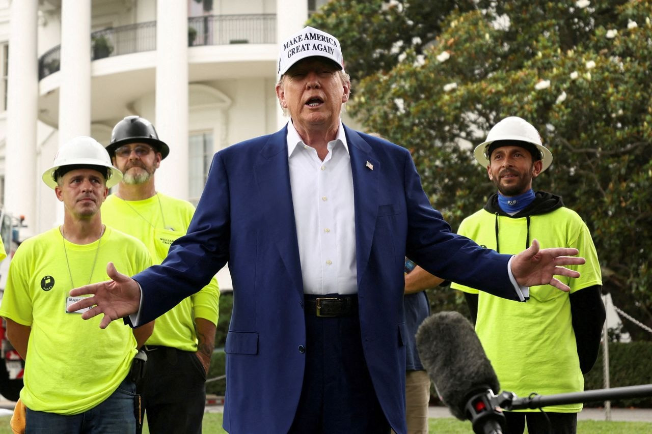 Tổng thống Mỹ Donald Trump trả lời báo giới ngày 18/6. (Ảnh: Reuters) Tổng thống Mỹ Donald Trump trả lời báo giới ngày 18/6. (Ảnh: Reuters)