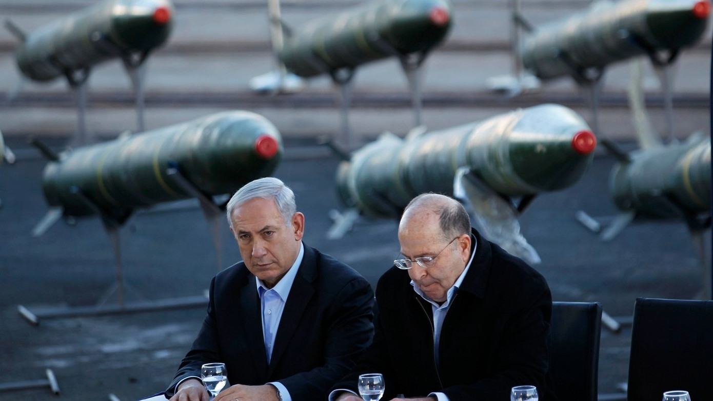 Thủ tướng Israel Benjamin Netanyahu (trái). (Ảnh: Reuters)