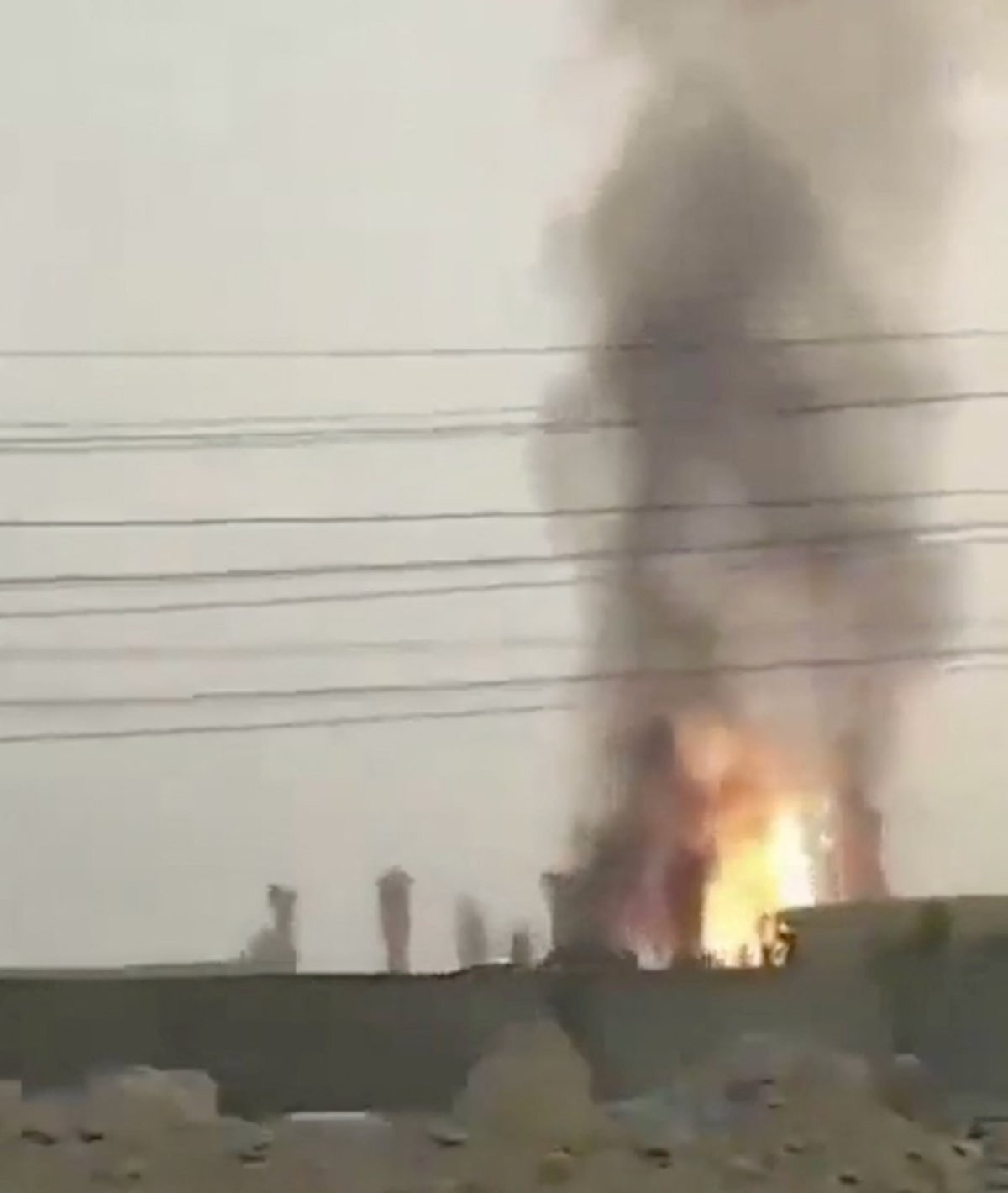 Hiện trường vụ cháy. (Ảnh: Reuters) Hiện trường vụ cháy. (Ảnh: Reuters)