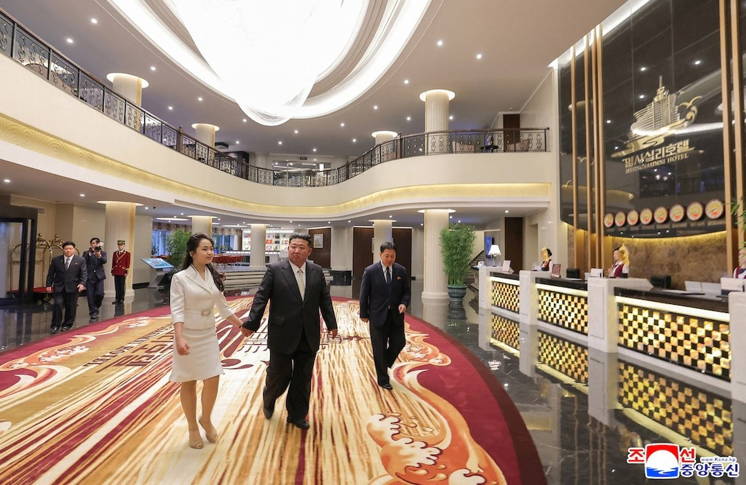 Bản tin của KCNA không đề cập đến khách du lịch nước ngoài. Triều Tiên đã đóng cửa biên giới vào năm 2020 khi đại dịch COVID-19 bùng phát, nhưng đã dần dỡ bỏ các hạn chế từ năm 2023, và bắt đầu đón du khách Nga trở lại. (Ảnh: KCNA)