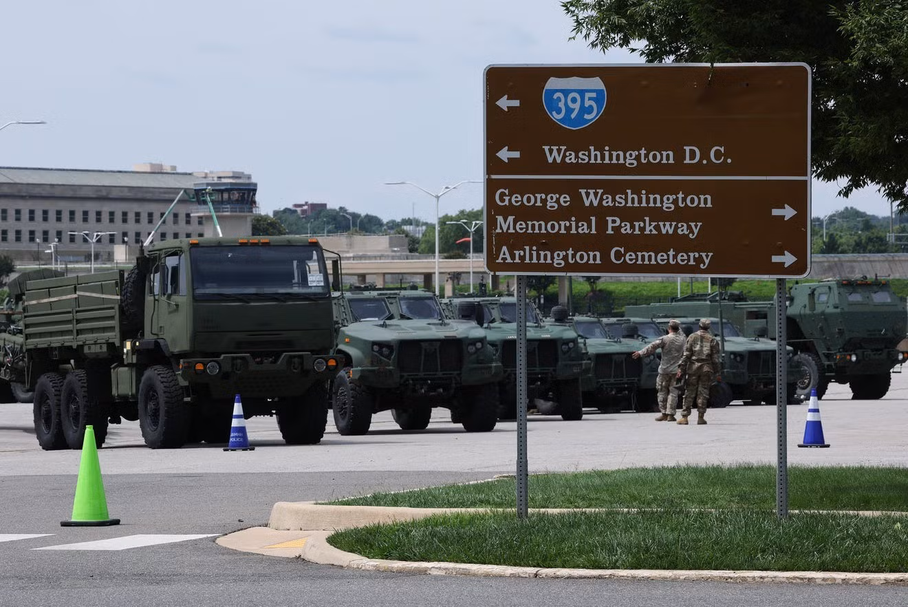 Xe quân sự tập trung tại Washington trước lễ duyệt binh. (Ảnh: Getty Images)