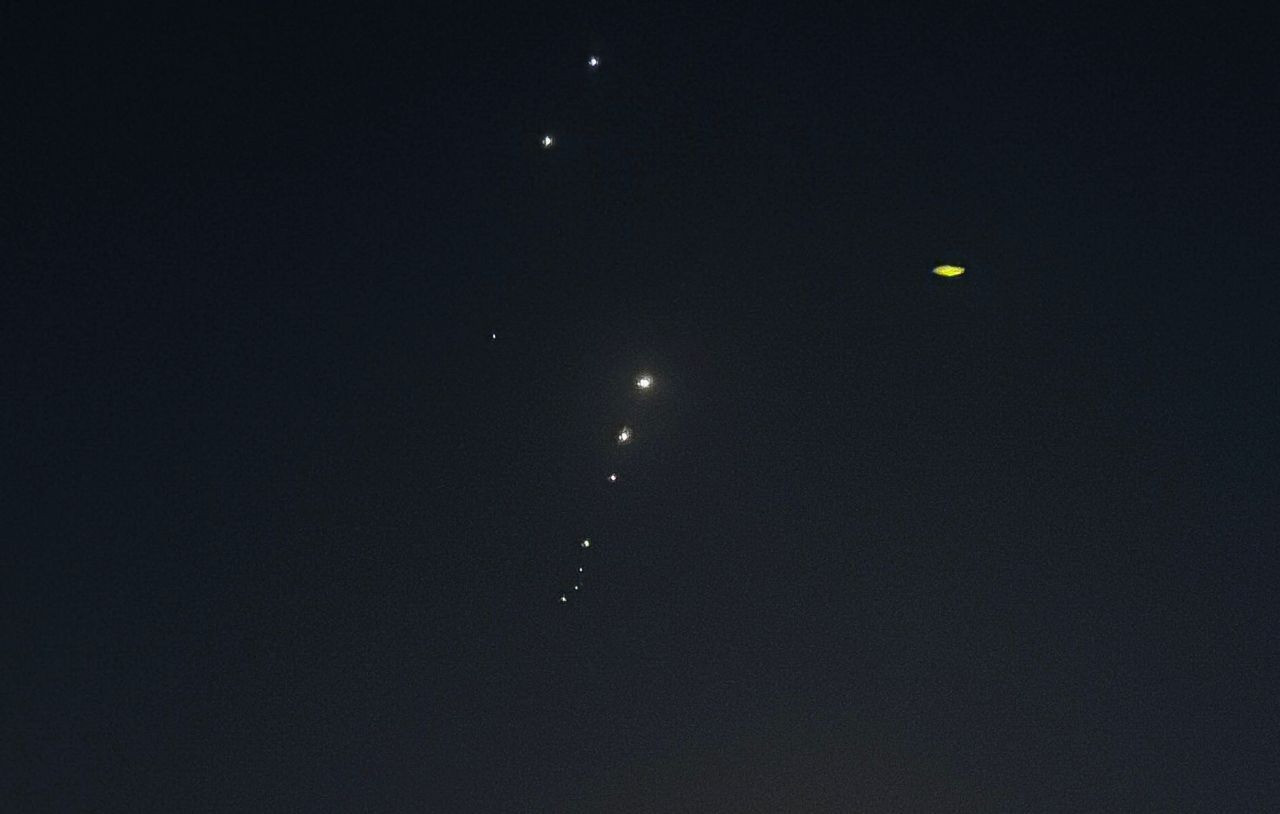 Tên lửa trên bầu trời Qatar. (Ảnh: Reuters) Tên lửa trên bầu trời Qatar. (Ảnh: Reuters)