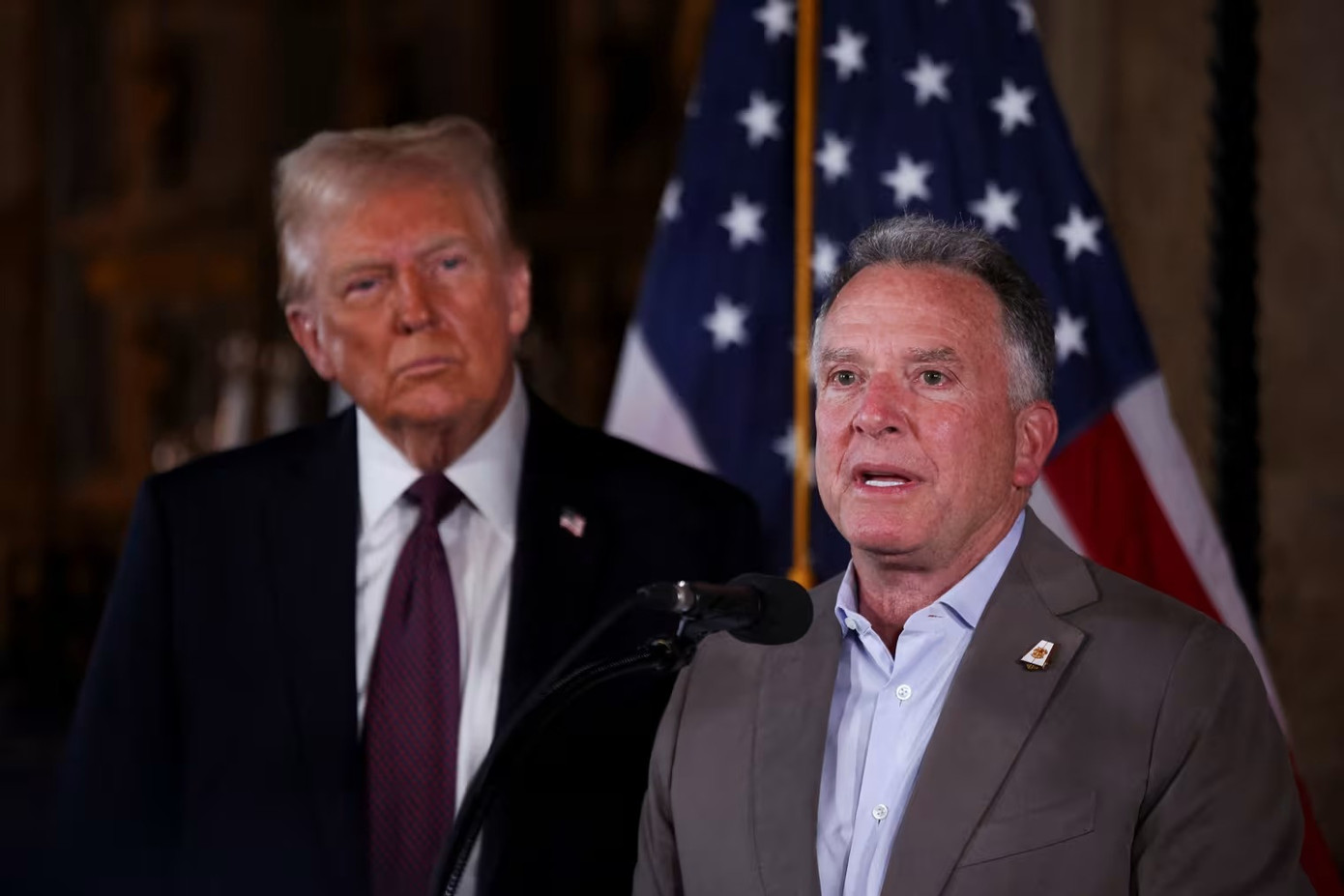 Tổng thống Mỹ Donald Trump và đặc phái viên Mỹ về Trung Đông Steve Witkoff. (Ảnh: Reuters) Tổng thống Mỹ Donald Trump và đặc phái viên Mỹ về Trung Đông Steve Witkoff. (Ảnh: Reuters)