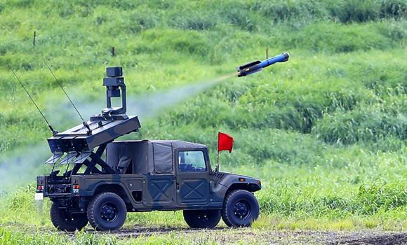 Tận trận bắn đạn thật, Nhật Bản khoe dàn vũ khí 'khủng' ảnh 11