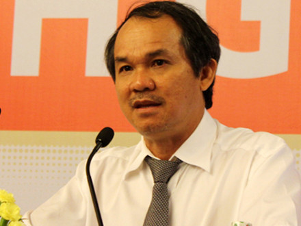 Chủ tịch Tập đoàn HAGL Đoàn Nguyên Đức tuyên bố buông lỏng bất động sản tại Việt Nam để dồn toàn lực tập trung xây khu phức hợp tại Myanmar trong năm 2013. Ảnh: Vũ Lê