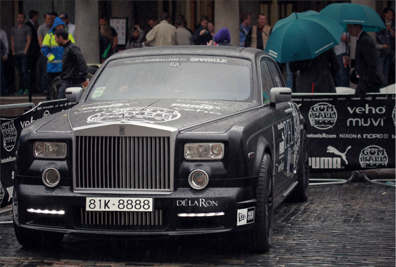 Chiếc Rolls-Royce Phantom mang biển số 81K-8888 tại Gumball 3000 năm 2011.