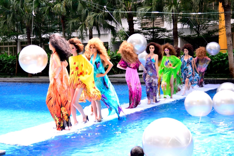 Các thí sinh trong phần thử thách khó khăn của tuần qua