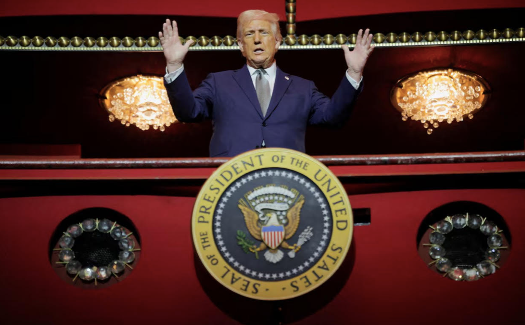 Tổng thống Mỹ Donald Trump phát biểu tại Trung tâm Kennedy ngày 17/3. (Ảnh: Reuters)