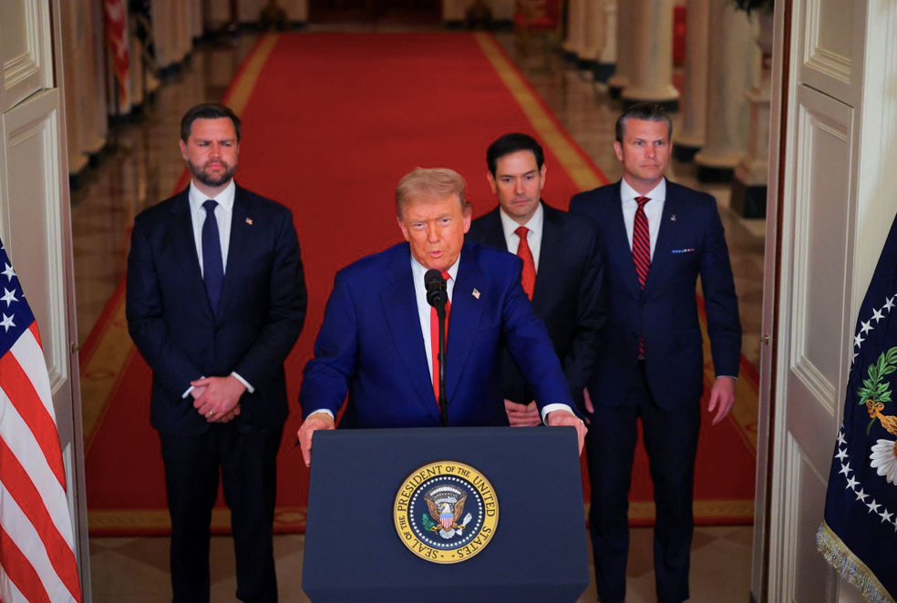Tổng thống Mỹ Donald Trump phát biểu từ Nhà Trắng, tối 21/6. (Ảnh: CNN) Tổng thống Mỹ Donald Trump phát biểu từ Nhà Trắng, tối 21/6. (Ảnh: CNN)