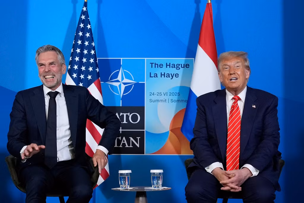 Tổng thống Mỹ Donald Trump trong cuộc gặp Thủ tướng Hà Lan Dick Schoof bên lề thượng đỉnh NATO tại La Haye ngày 25/6. (Ảnh: AP)