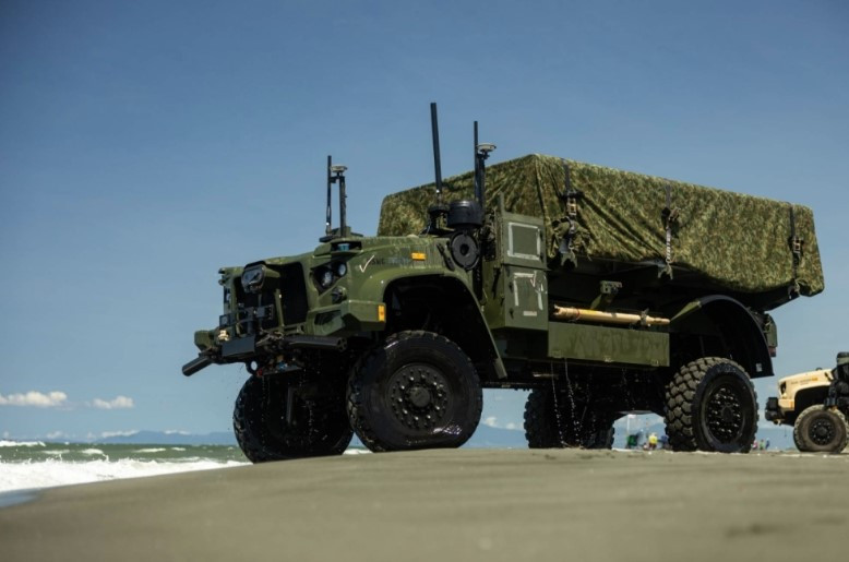 Hệ thống NMESIS được đưa đến Philippines tập trận trong tháng 5/2025. (Japan Times) Hệ thống NMESIS được đưa đến Philippines tập trận trong tháng 5/2025. (Japan Times)