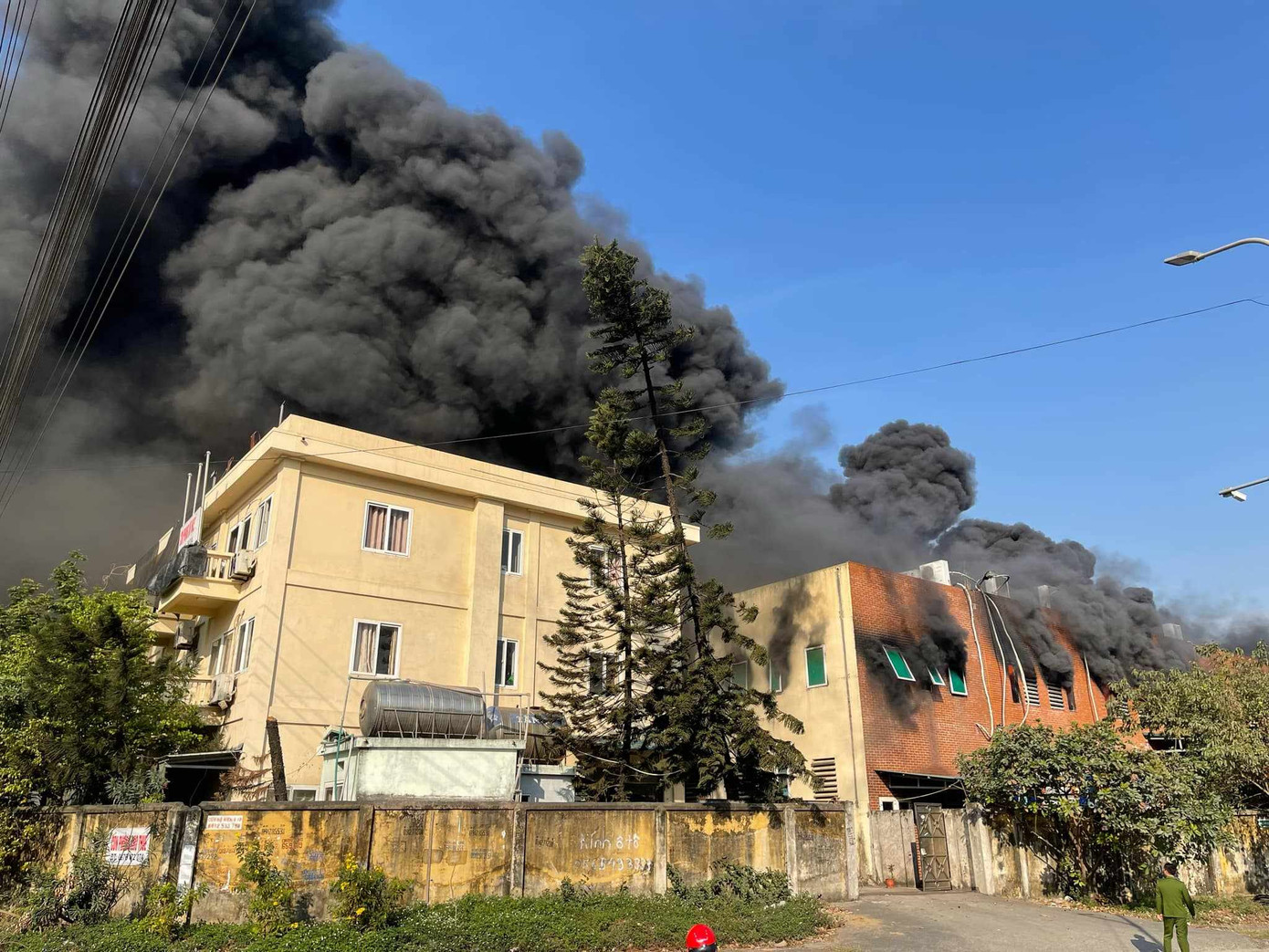 Vụ cháy xảy ra tại nhà xưởng Công ty Điện tử Vạn Lực