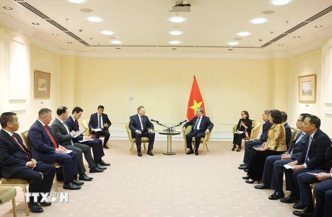 Tổng Bí thư Tô Lâm tiếp lãnh đạo Công ty Cổ phần Zarubezhneft. Ảnh: TTXVN Tổng Bí thư Tô Lâm tiếp lãnh đạo Công ty Cổ phần Zarubezhneft. Ảnh: TTXVN