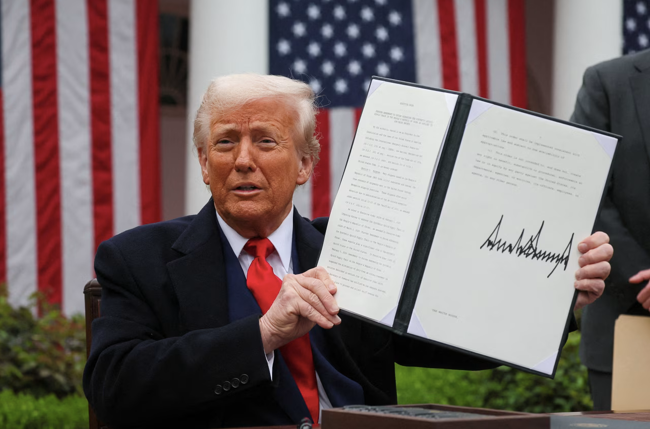 Tổng thống Mỹ Donald Trump. (Ảnh: WSJ) Tổng thống Mỹ Donald Trump. (Ảnh: WSJ)