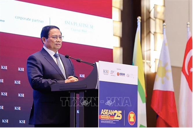 Thủ tướng Phạm Minh Chính phát biểu tại diễn đàn. Ảnh: TTXVN.