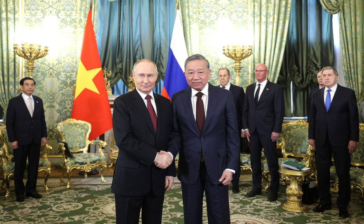 Tổng Bí thư Tô Lâm và Tổng thống Nga Vladimir Putin trong cuộc hội đàm ngày 10/5. Ảnh: Kremlin