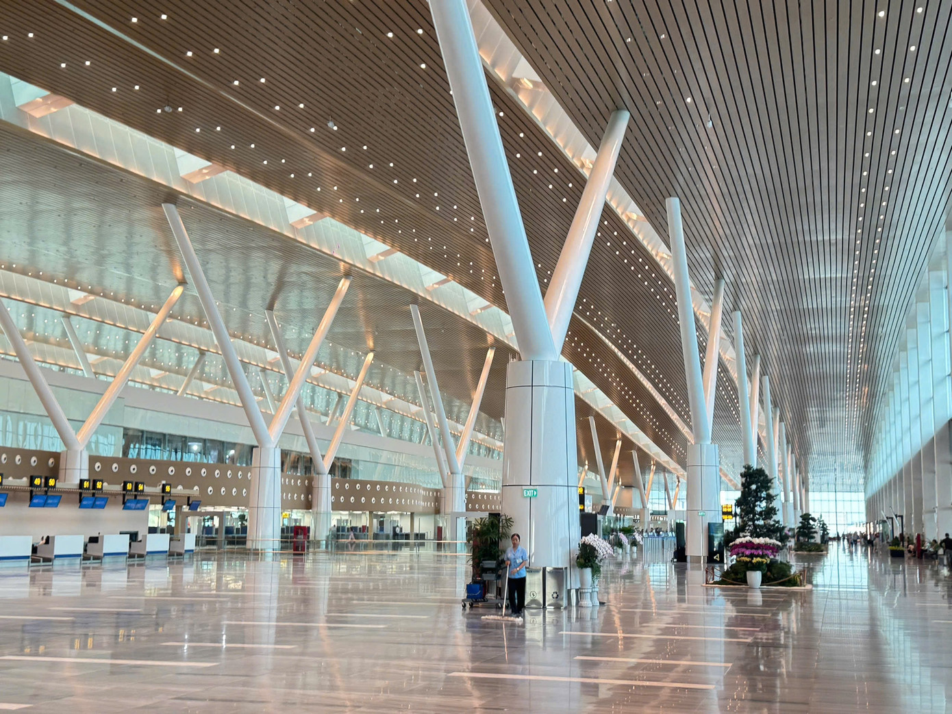 Cảng HKQT Tân Sơn Nhất cho biết các đơn vị đã cơ bản khắc phục xong sự cố rò rỉ ống thoát nước tại nhà ga T3.