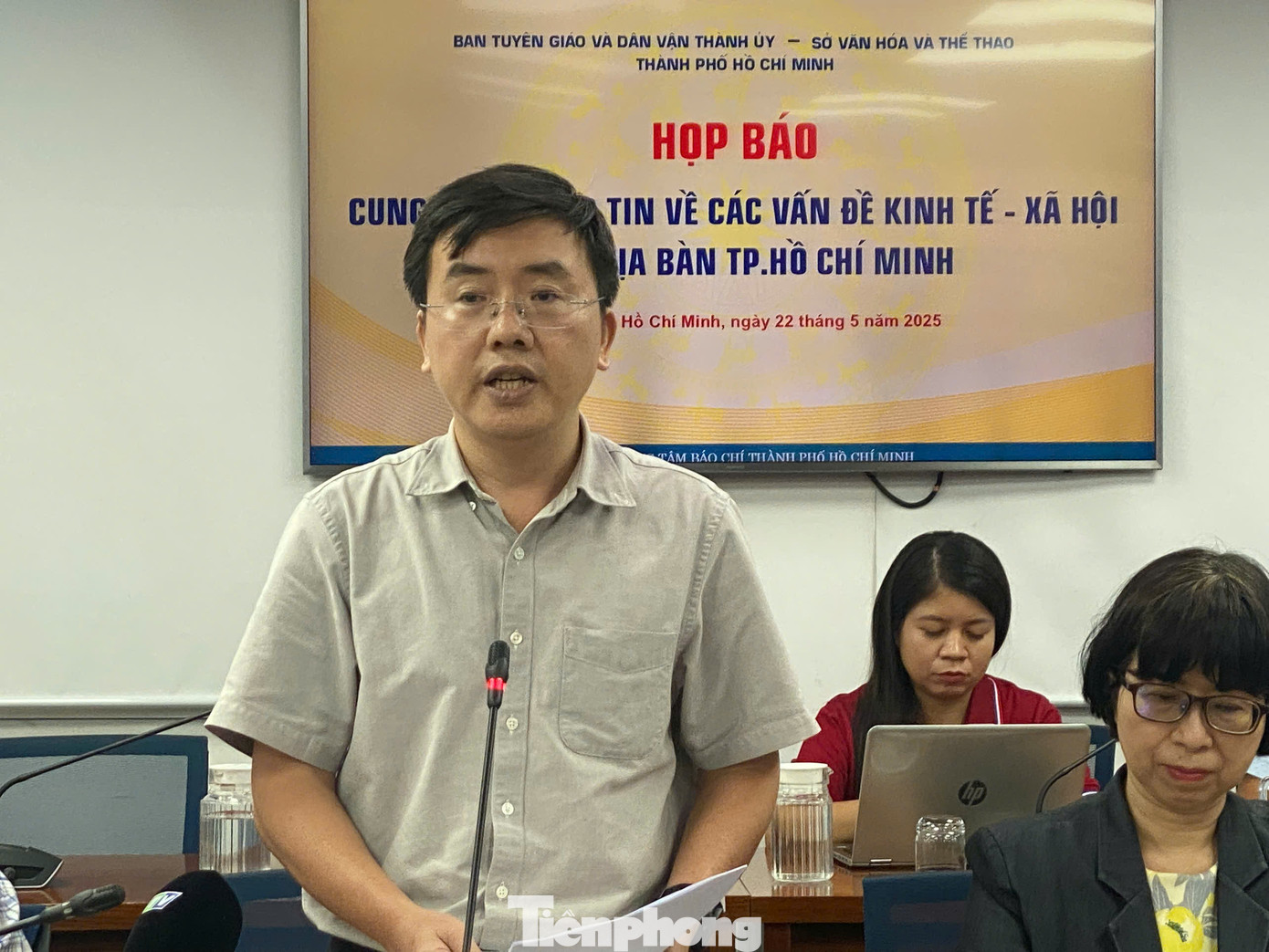 Ông Ngô Hải Đường - Trưởng Phòng Quản lý vận tải đường bộ - Sở Xây dựng TPHCM thông tin tại buổi họp báo. Ảnh: Hữu Huy Ông Ngô Hải Đường - Trưởng Phòng Quản lý vận tải đường bộ - Sở Xây dựng TPHCM thông tin tại buổi họp báo. Ảnh: Hữu Huy