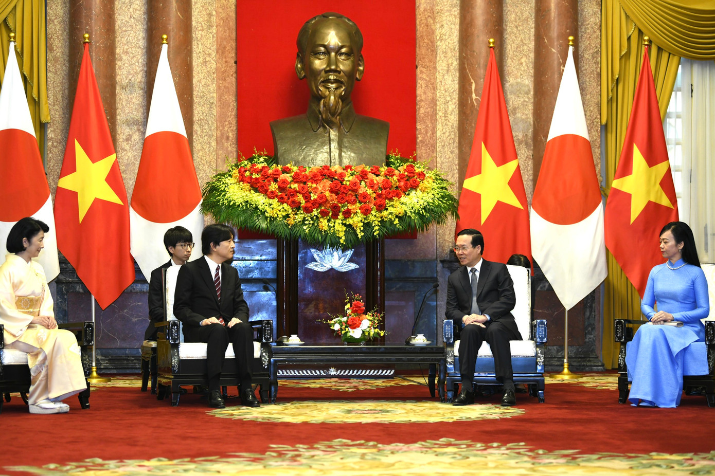 Đây là lần thứ ba Hoàng Thái tử Akishino thăm Việt Nam. (Ảnh: Như Ý) Đây là lần thứ ba Hoàng Thái tử Akishino thăm Việt Nam. (Ảnh: Như Ý)