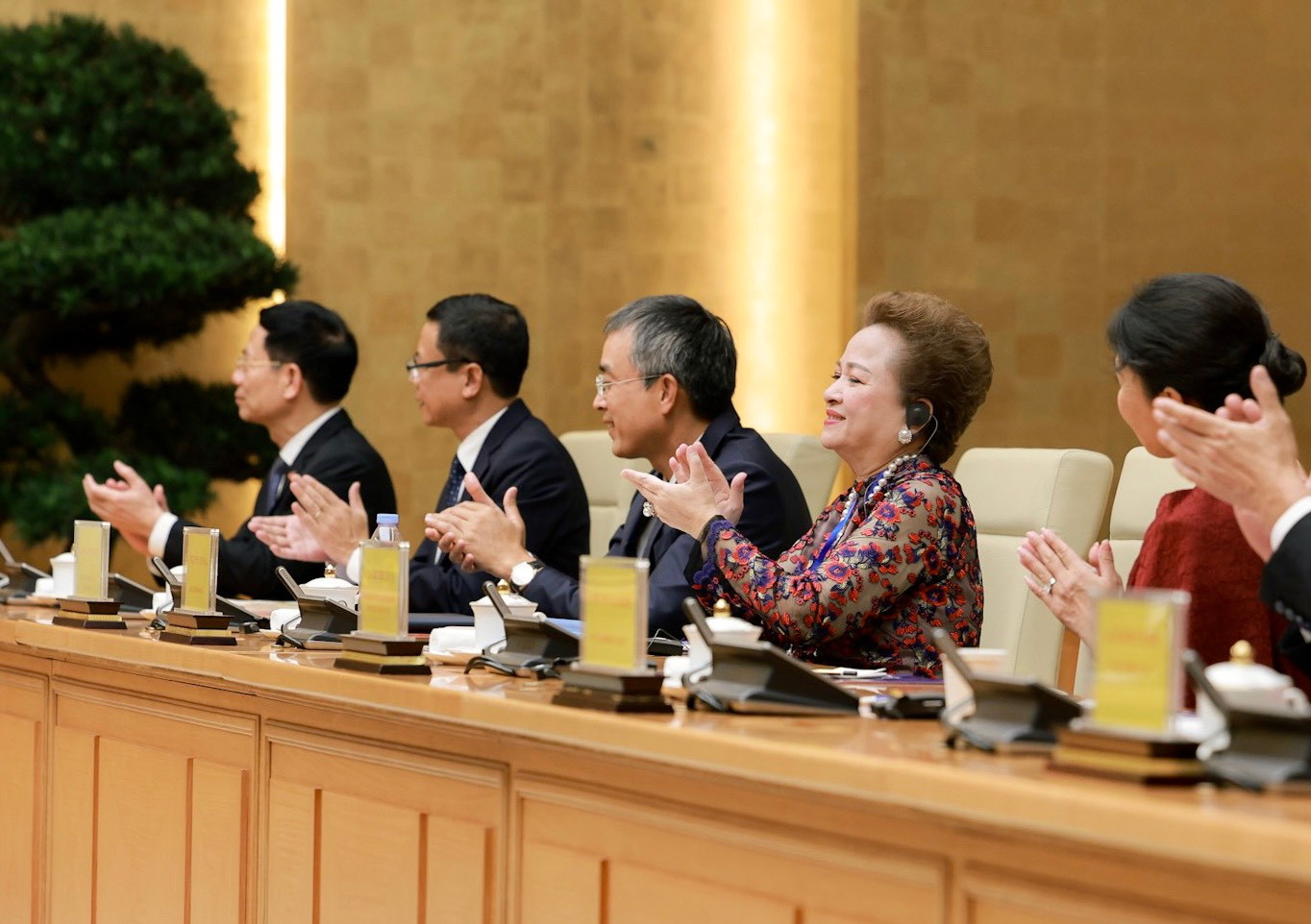 Lãnh đạo các doanh nghiệp trong hội nghị. (Ảnh: Nhật Minh) Lãnh đạo các doanh nghiệp trong hội nghị. (Ảnh: Nhật Minh)