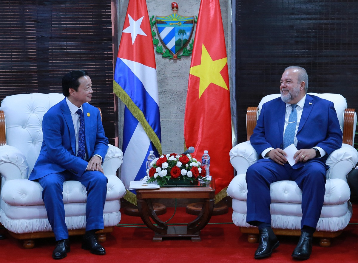 Phó Thủ tướng Trần Hồng Hà trong cuộc hội kiến Thủ tướng Cuba Manuel Marrero Cruz. (Ảnh: Mofa) Phó Thủ tướng Trần Hồng Hà trong cuộc hội kiến Thủ tướng Cuba Manuel Marrero Cruz. (Ảnh: Mofa)