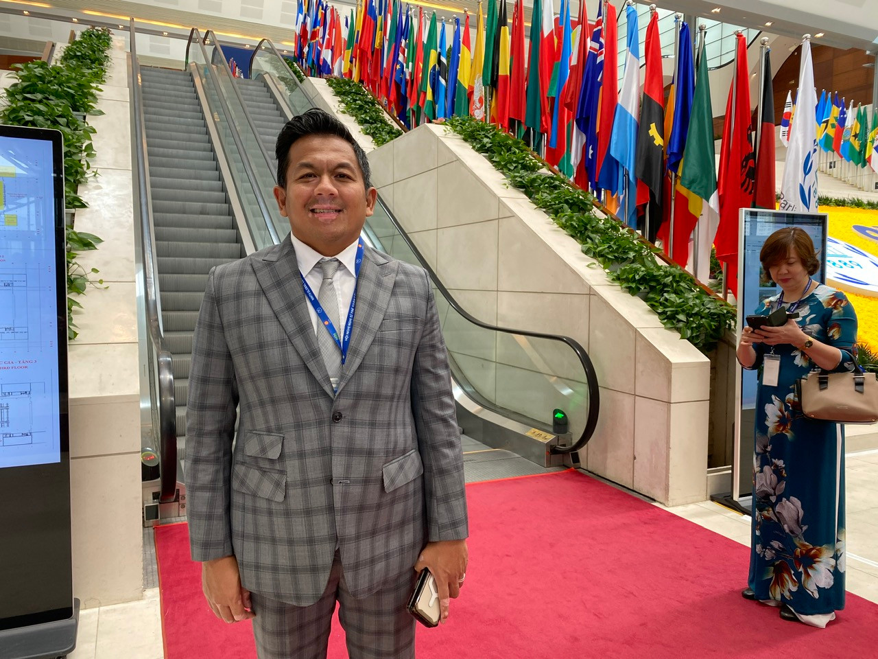 Ông Mohd Shahar Bin Abdullah, Trưởng đoàn Nghị sĩ trẻ Malaysia dự Hội nghị Nghị sĩ trẻ toàn cầu lần thứ 9 tại Hà Nội. (Ảnh: Thu Loan) Ông Mohd Shahar Bin Abdullah, Trưởng đoàn Nghị sĩ trẻ Malaysia dự Hội nghị Nghị sĩ trẻ toàn cầu lần thứ 9 tại Hà Nội. (Ảnh: Thu Loan)