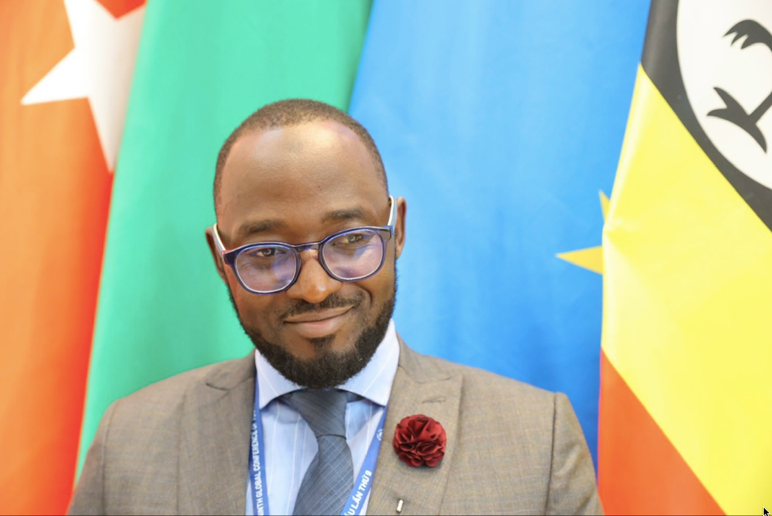 Nghị sĩ Uganda Hassan Kirumira bên lề Hội nghị Nghị sĩ trẻ toàn cầu lần thứ 9. (Ảnh: Như Ý) Nghị sĩ Uganda Hassan Kirumira bên lề Hội nghị Nghị sĩ trẻ toàn cầu lần thứ 9. (Ảnh: Như Ý)