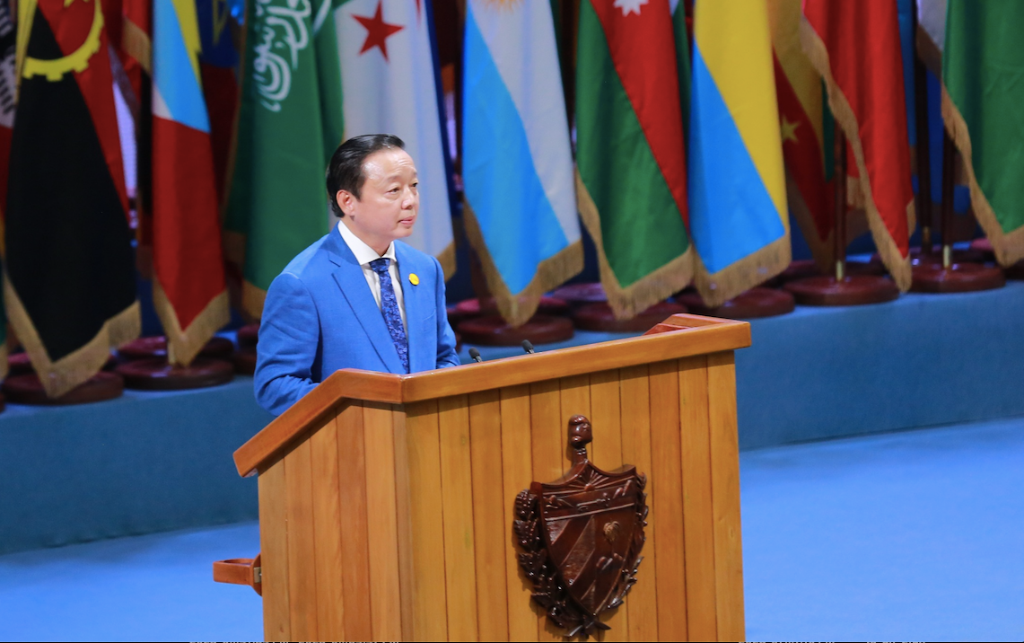 Phó Thủ tướng Trần Hồng Hà phát biểu tại hội nghị thượng đỉnh của Nhóm G77 và Trung Quốc. (Ảnh: Mofa)