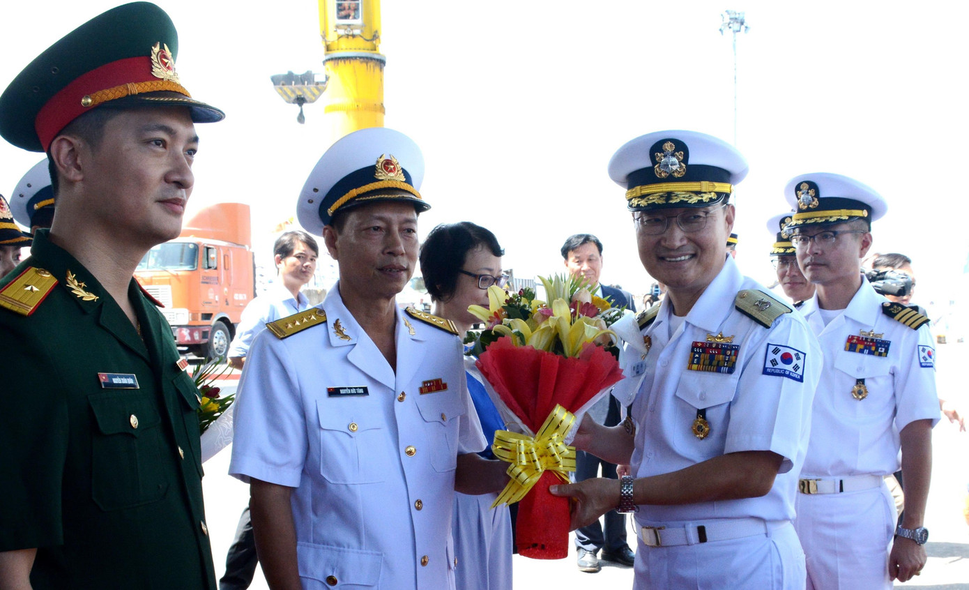 Tàu khu trục Hải quân Hàn Quốc cập cảng Đà Nẵng ảnh 1