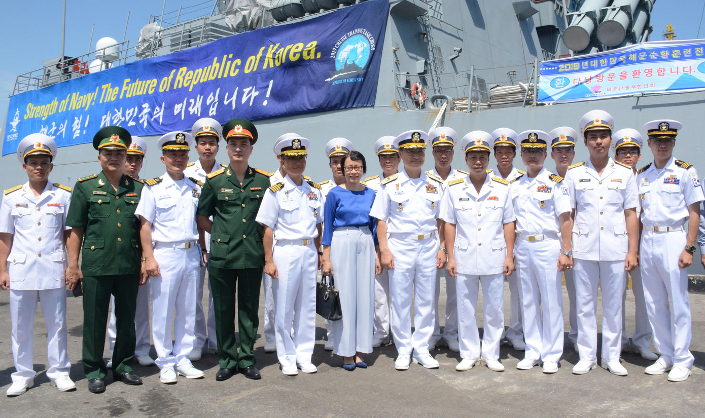 Tàu khu trục Hải quân Hàn Quốc cập cảng Đà Nẵng ảnh 2