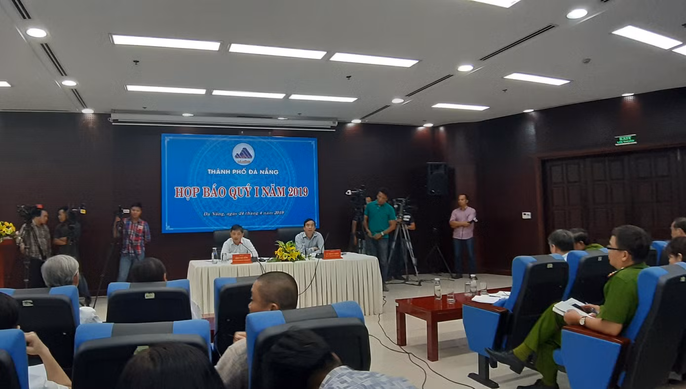 'Nóng' hội thảo phản biện các dự án lấn sông Hàn ảnh 7