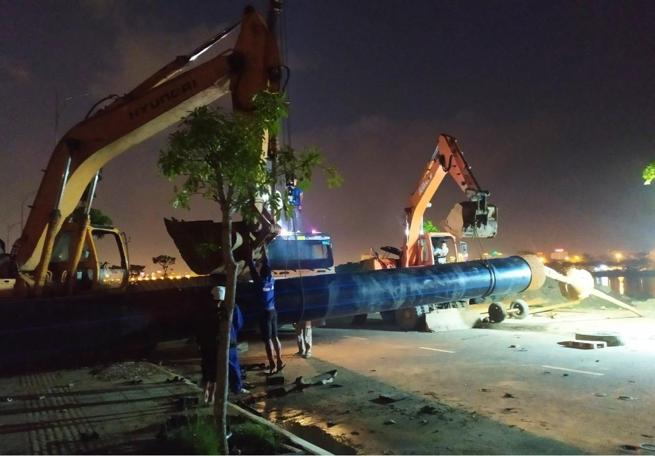  Đường ống 'khủng' dẫn nước xuyên đáy sông Hàn ảnh 1