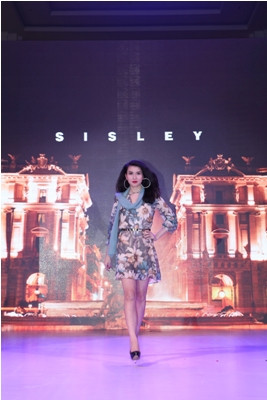 Nếu như bộ sưu tập của Sisley mang phong cách hiện đại, trẻ trung…