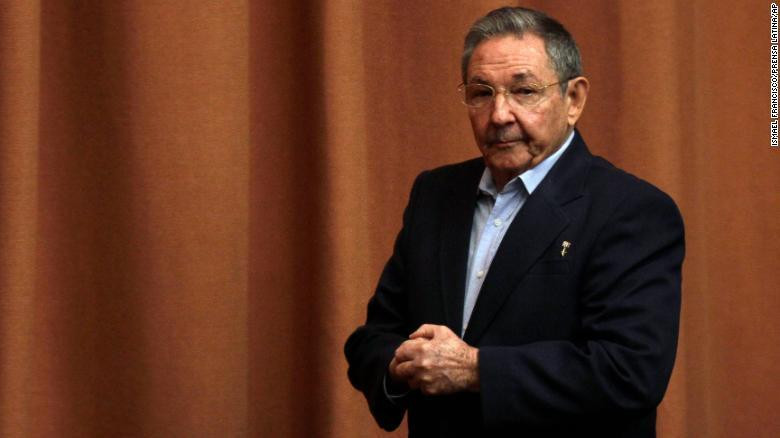 Ông Castro tham gia một cuộc họp Quốc hội ở Havana năm 2011.