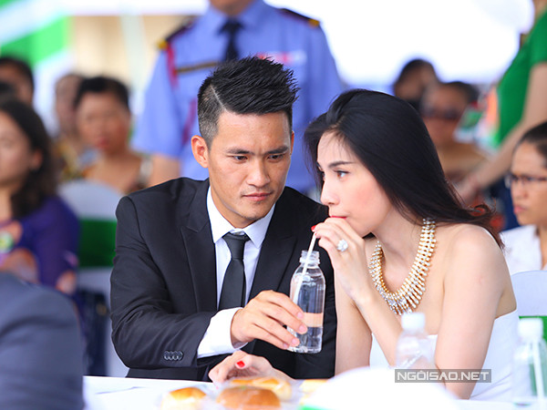 Thủy Tiên: 'Tôi không bao giờ 'giật dây' Công Vinh' ảnh 2