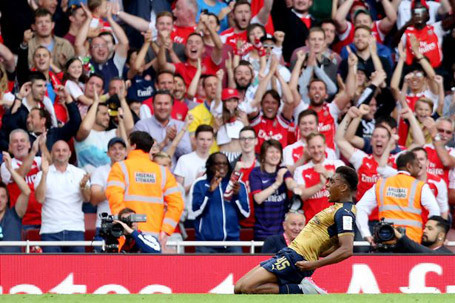 'Ngôi sao bí ẩn' Alex Iwobi của Arsenal là ai? ảnh 1