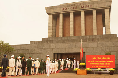 Tuổi trẻ lực lượng vũ trang báo công dâng Bác ảnh 6