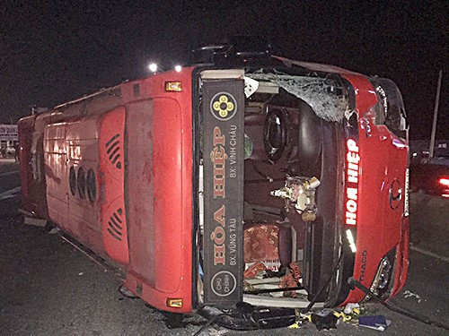 Bản tin 8H: Kẻ nghi ngáo đá đòi đốt nhà, nhốt bà bầu suốt 12 tiếng ảnh 1